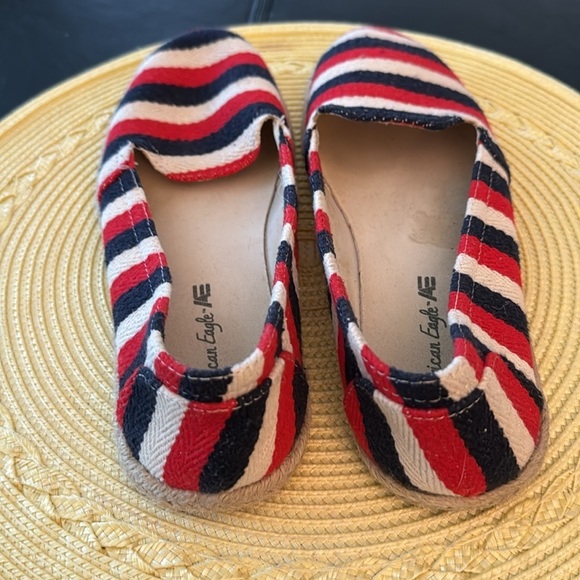 American Eagle Patriotic Striped Slip Ons - Size 8.5 - Picture 3 of 6